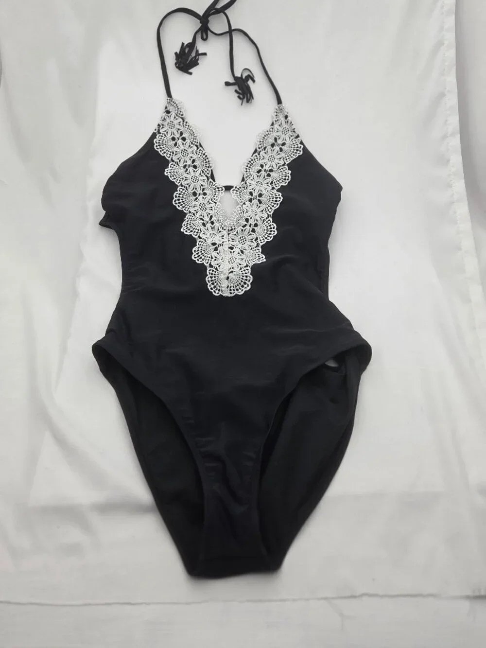 Stunning Open-Back One-Piece Swimsuit | Elegant White Lace Detail- L